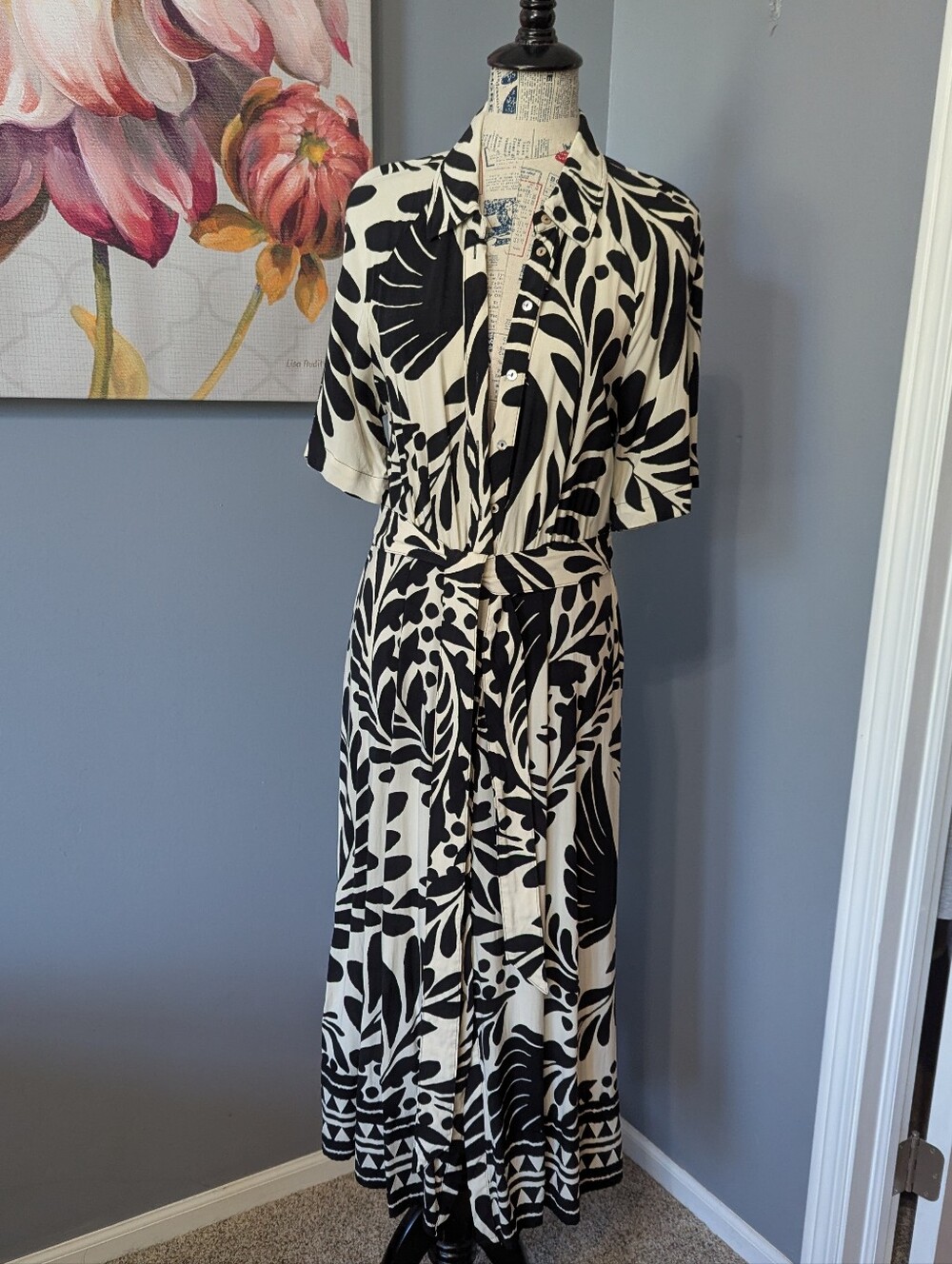 H&M Black & White Botanical Maxi Button Front Dress